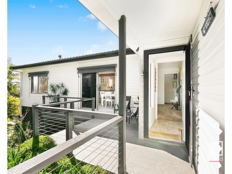 10 Stephenson Road, Bateau Bay NSW 2261