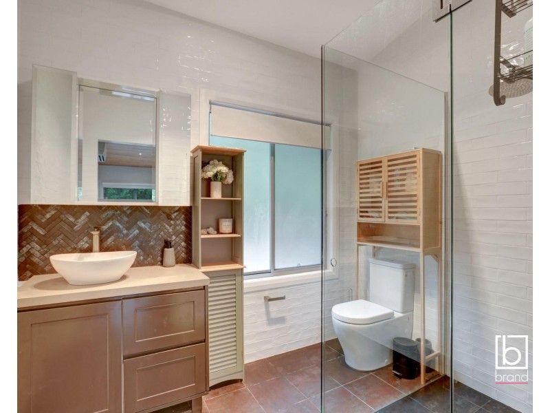 38 Dora Street, Lisarow NSW 2250