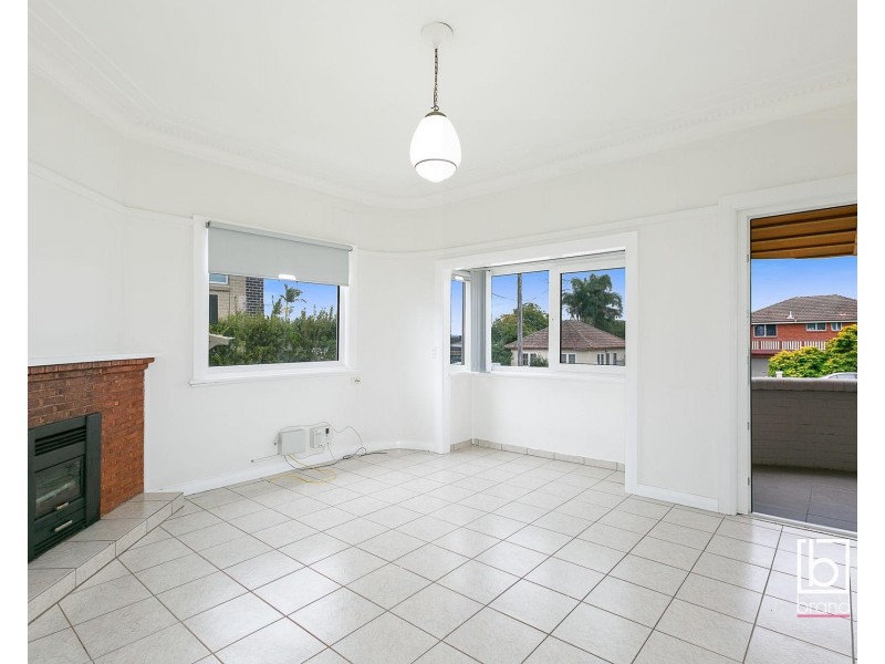11 Campbell Avenue, The Entrance NSW 2261