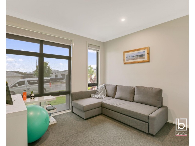 84 Jeremiah Drive, Cooranbong NSW 2265