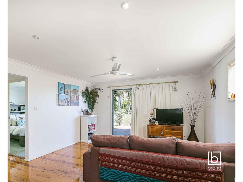 9b Marmion Street, Mannering Park NSW 2259