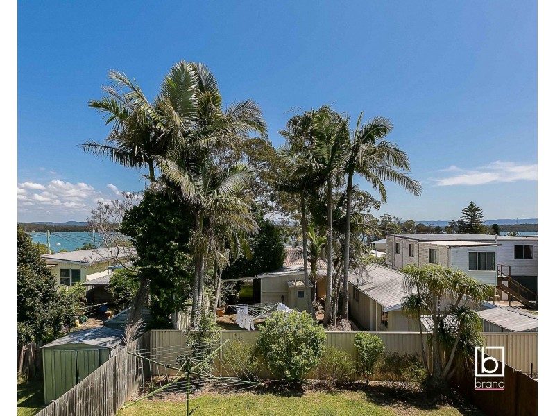 9b Marmion Street, Mannering Park NSW 2259