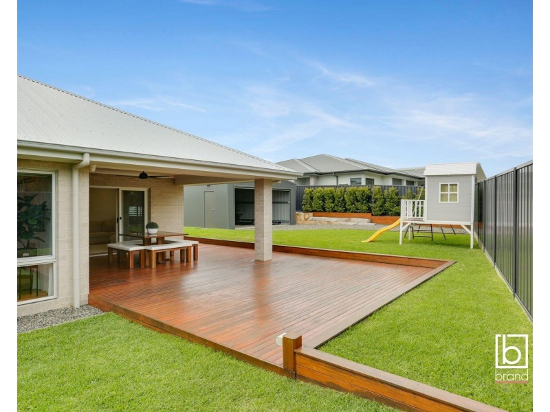 76 Fairwater Drive, Gwandalan NSW 2259