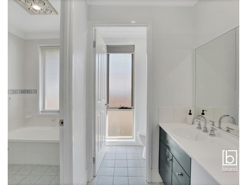 69 St Lawrence Avenue, Blue Haven NSW 2262