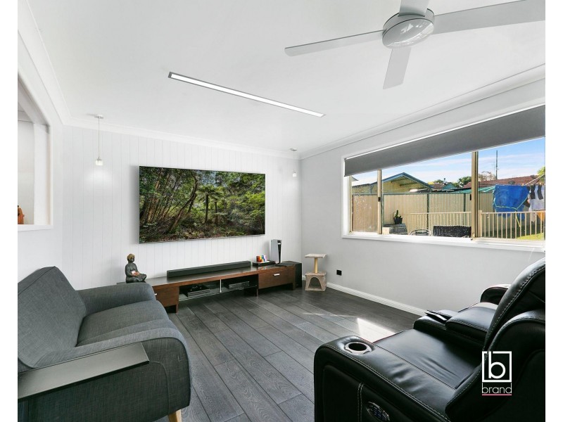 31 Pinehurst Way, Blue Haven NSW 2262