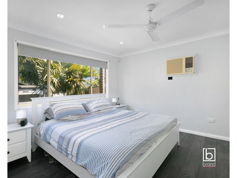 31 Pinehurst Way, Blue Haven NSW 2262