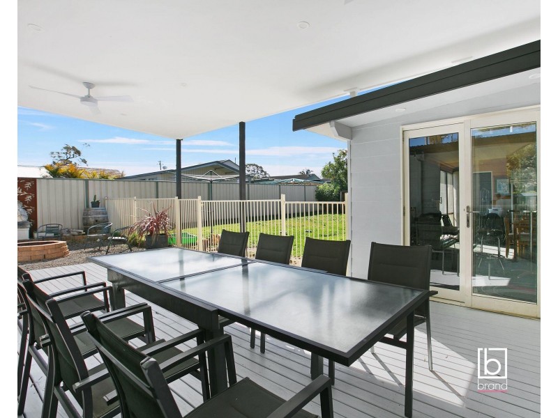 31 Pinehurst Way, Blue Haven NSW 2262