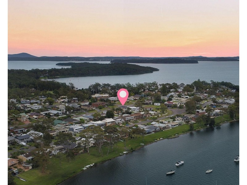 32 Winbin Crescent, Gwandalan NSW 2259