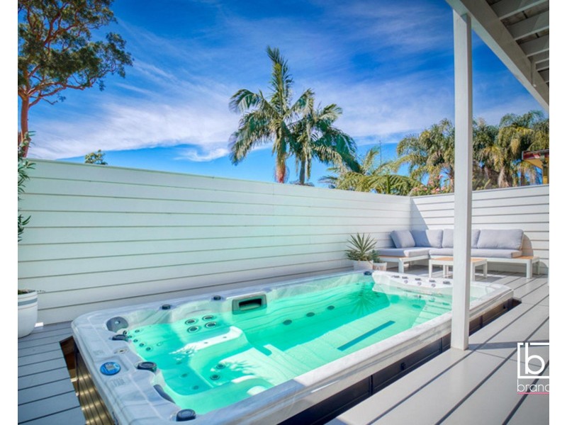 32 Winbin Crescent, Gwandalan NSW 2259