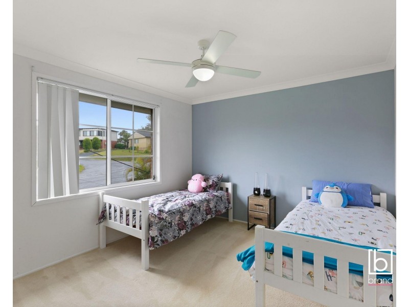32 Winbin Crescent, Gwandalan NSW 2259