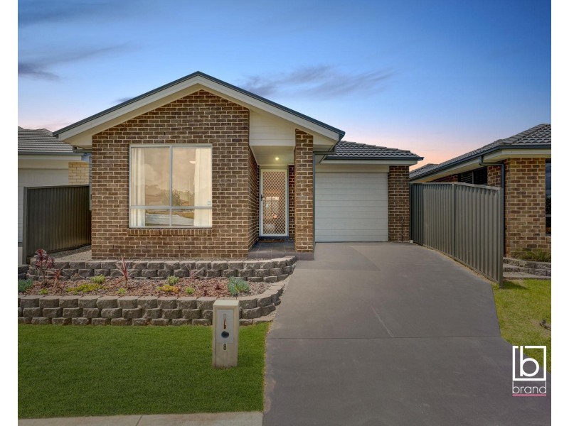 8 Cadogan Crescent, Woongarrah NSW 2259