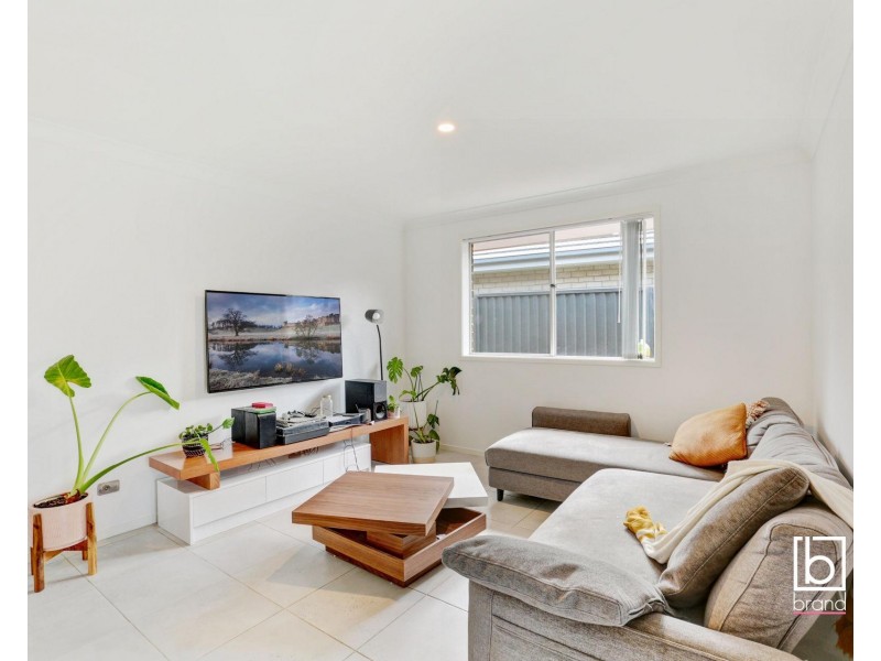 8 Cadogan Crescent, Woongarrah NSW 2259