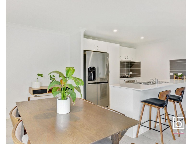 8 Cadogan Crescent, Woongarrah NSW 2259