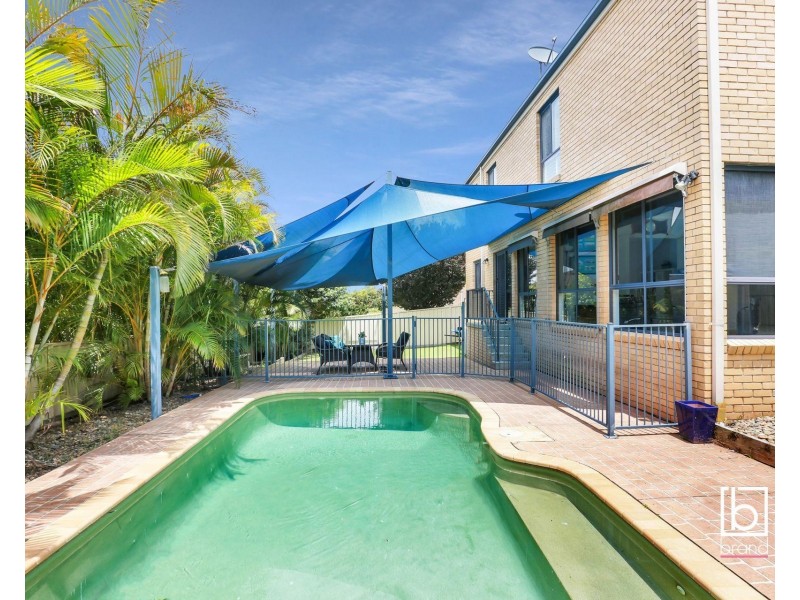 7 Warrigal Road, Woongarrah NSW 2259