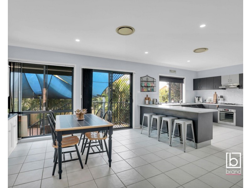 7 Warrigal Road, Woongarrah NSW 2259