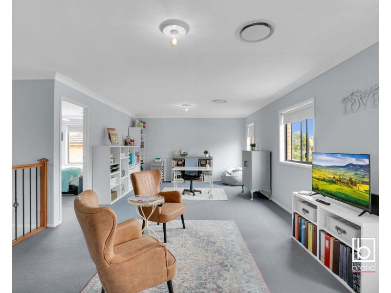 7 Warrigal Road, Woongarrah NSW 2259