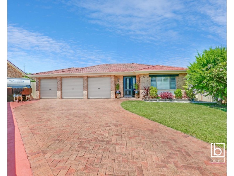 22 Daintree Crescent, Blue Haven NSW 2262