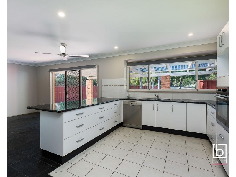 5 Arunta road, Tuggerah NSW 2259