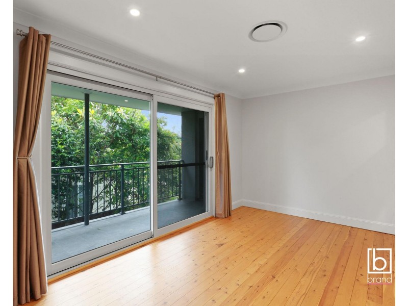 1 Eulalia Avenue, Point Frederick NSW 2250