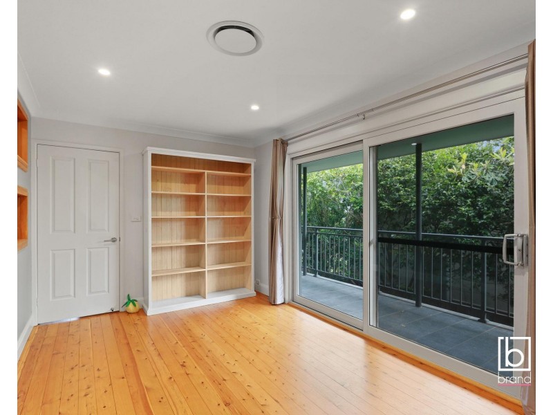 1 Eulalia Avenue, Point Frederick NSW 2250