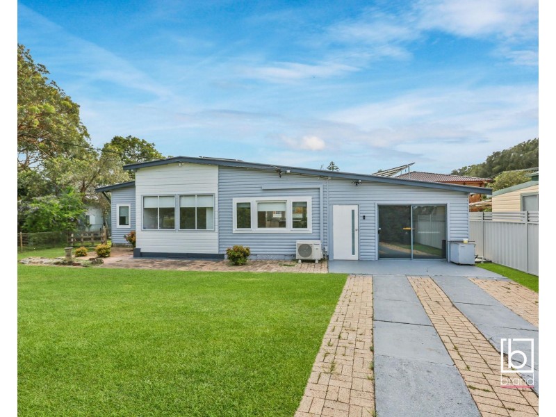 4 Ourringo Street, Budgewoi NSW 2262