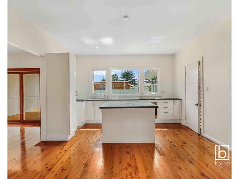 4 Ourringo Street, Budgewoi NSW 2262