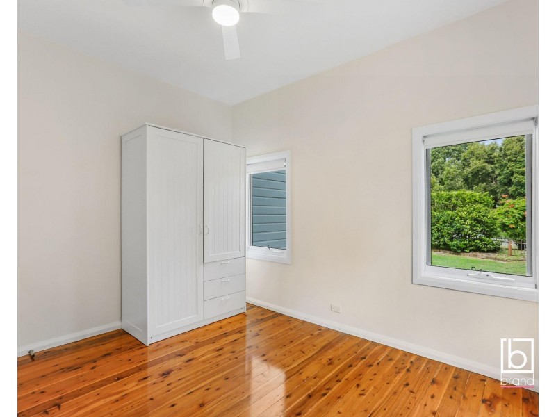 4 Ourringo Street, Budgewoi NSW 2262