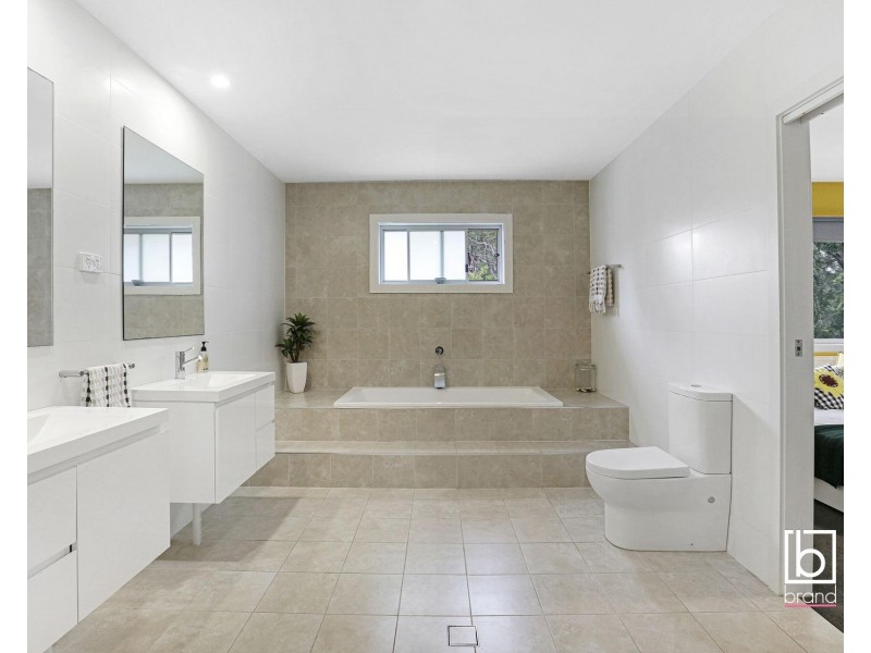 24 Banksia Street, Canton Beach NSW 2263