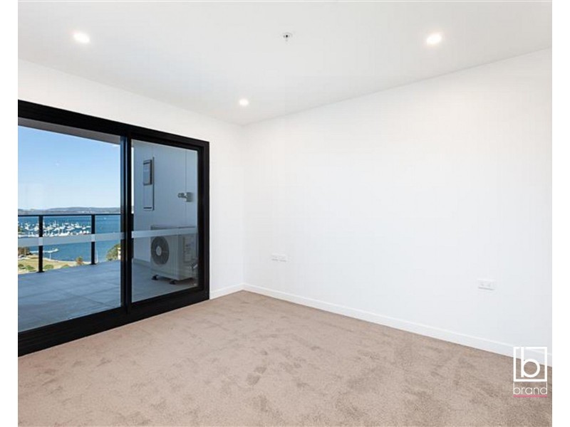 1107/25 Mann Street, Gosford NSW 2250