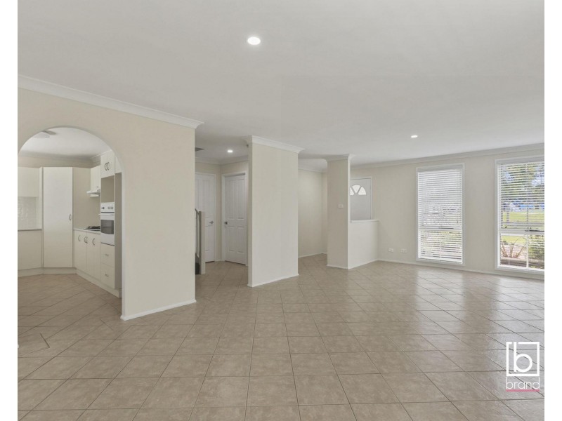 11 Miller Cresent, Blue Haven NSW 2262