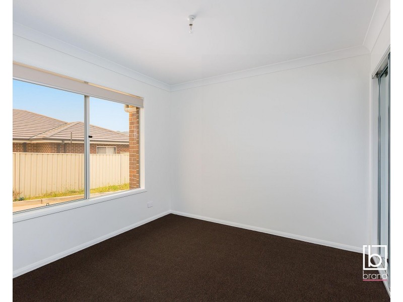 53 Figtree Boulevard, Wadalba NSW 2259