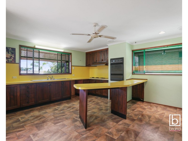 37 Hillside Drive, Berkeley Vale NSW 2261