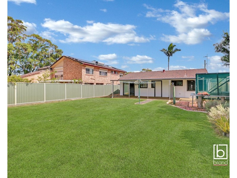 83 Ocean View Road, Gorokan NSW 2263