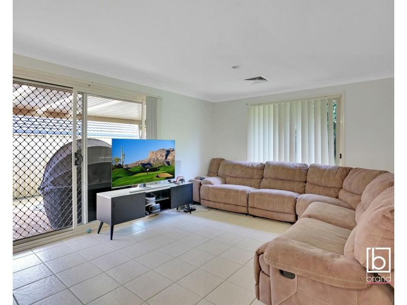 8 Bangalay Close, Blue Haven NSW 2262