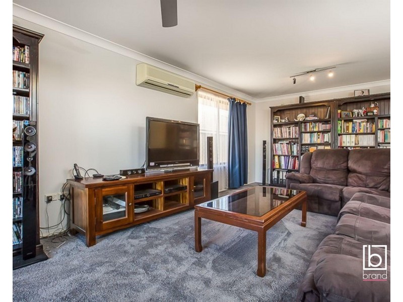 24 Mountain View Drive, Woongarrah NSW 2259