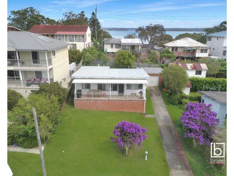 38 Kailua Avenue, Budgewoi NSW 2262