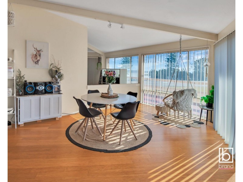 2 Manly Parade, The Entrance North NSW 2261