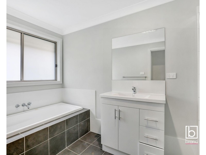 15 Canterbury Street, Hamlyn Terrace NSW 2259