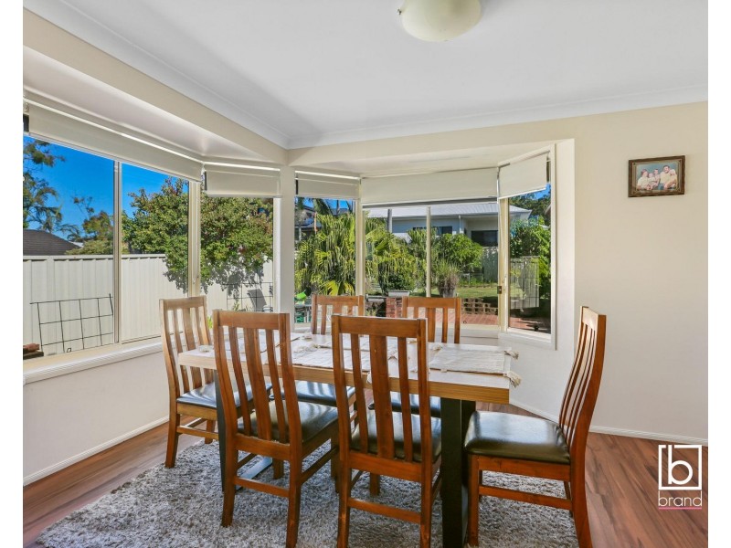 10 Bay Vista Way, Gwandalan NSW 2259