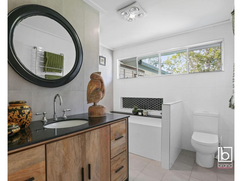 37 Natuna Avenue, Budgewoi NSW 2262