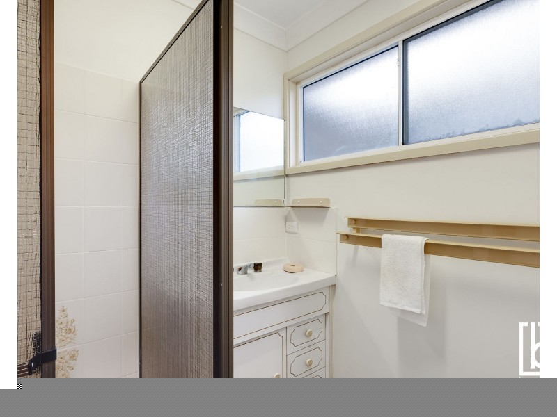 2/74 North Avoca Parade, North Avoca NSW 2260