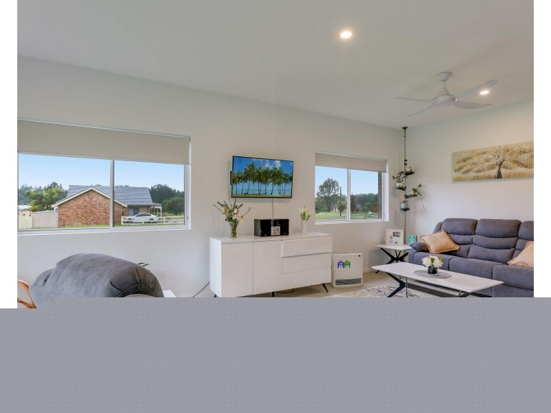 5 Warrambool Road, Wamberal NSW 2260