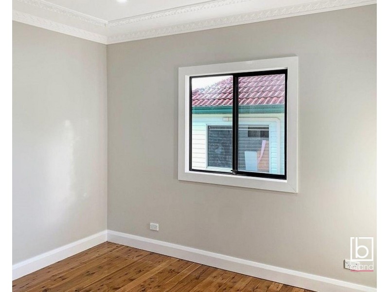 12 Campbell Street, North Gosford NSW 2250