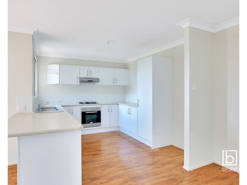 20 Foxtail Crescent, Woongarrah NSW 2259