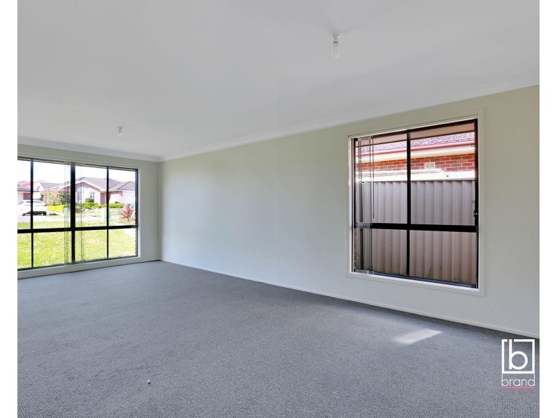 20 Foxtail Crescent, Woongarrah NSW 2259