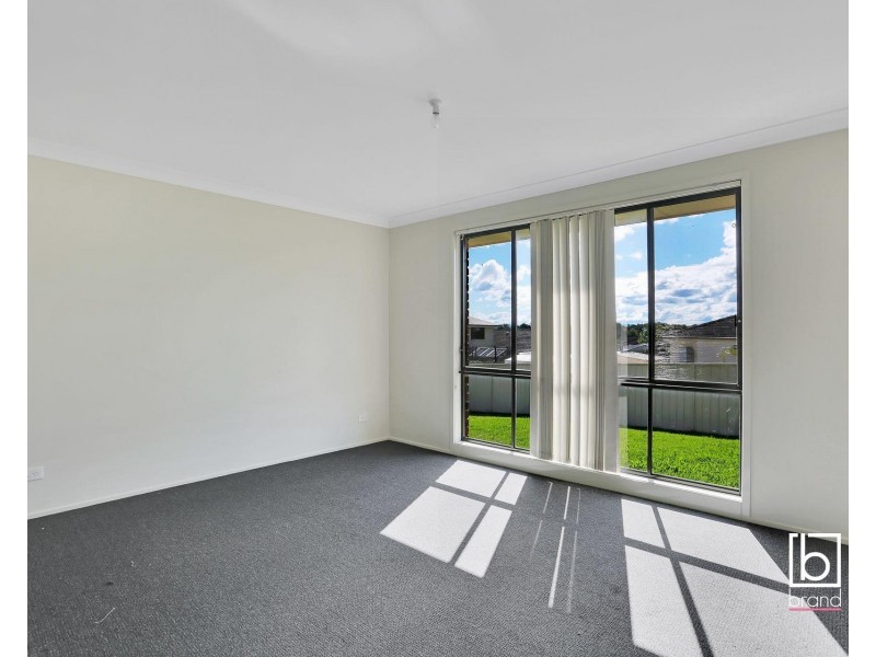 20 Foxtail Crescent, Woongarrah NSW 2259