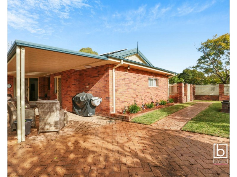 8 Elder Close, Kanwal NSW 2259