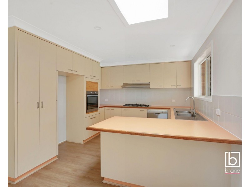 32 Second Avenue, Toukley NSW 2263