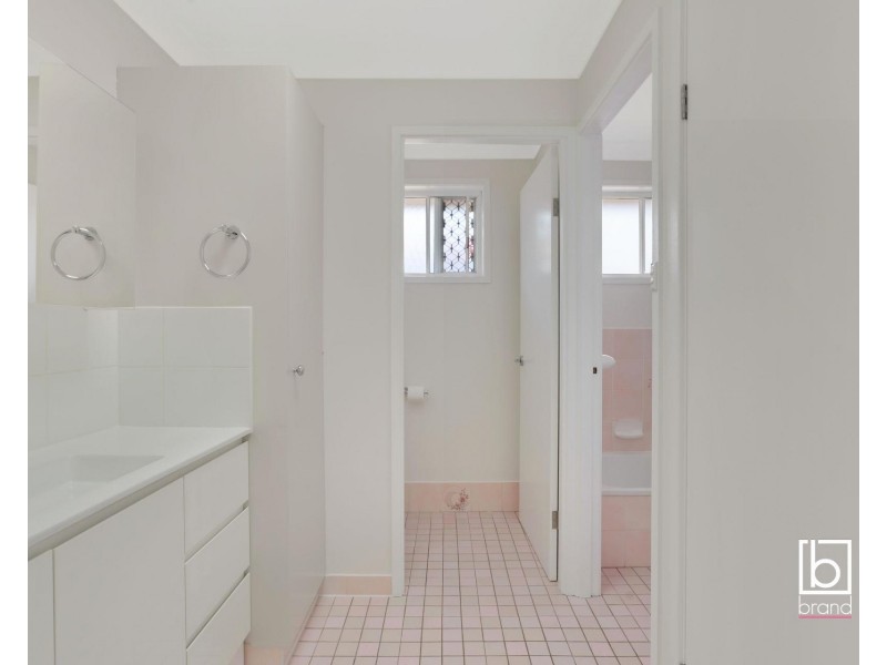 32 Second Avenue, Toukley NSW 2263