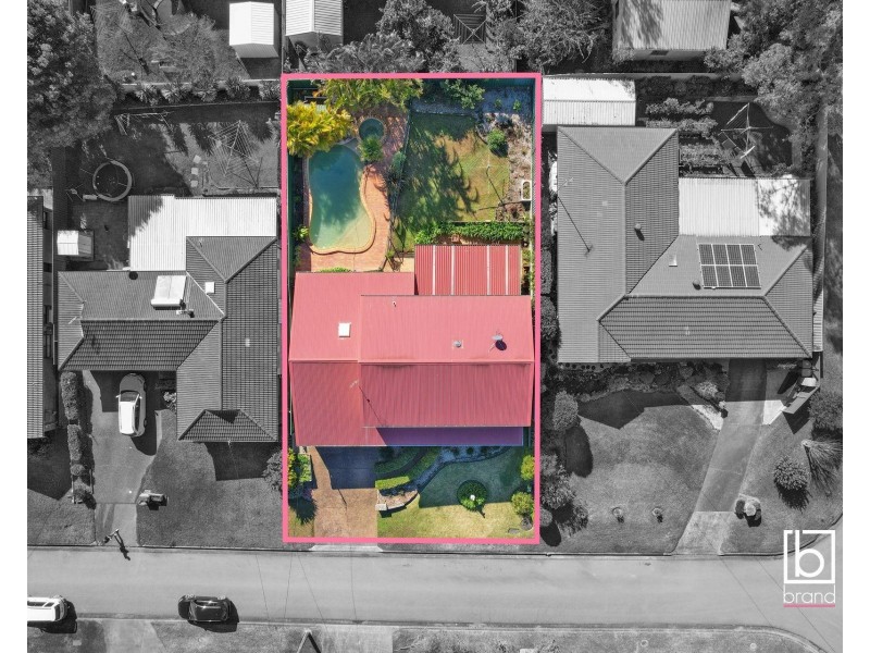 16 Peta Close, Bateau Bay NSW 2261